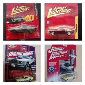 JHONNY LIGHTNING 1/64, FORD MUSTANG 1965 1968 1970 - Picture 1 of 9