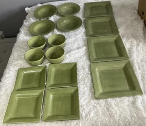 Pottery Barn Sausalito Set of 16- 4 Dinner Plates, 4 Salad, 4 Bowls, 4 Pasta - Picture 1 of 15