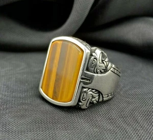 Anillo de plata de ley 925 con piedra de ojo de tigre para hombre. Figura Cabeza de Águila Doble.  - Imagen 1 de 7