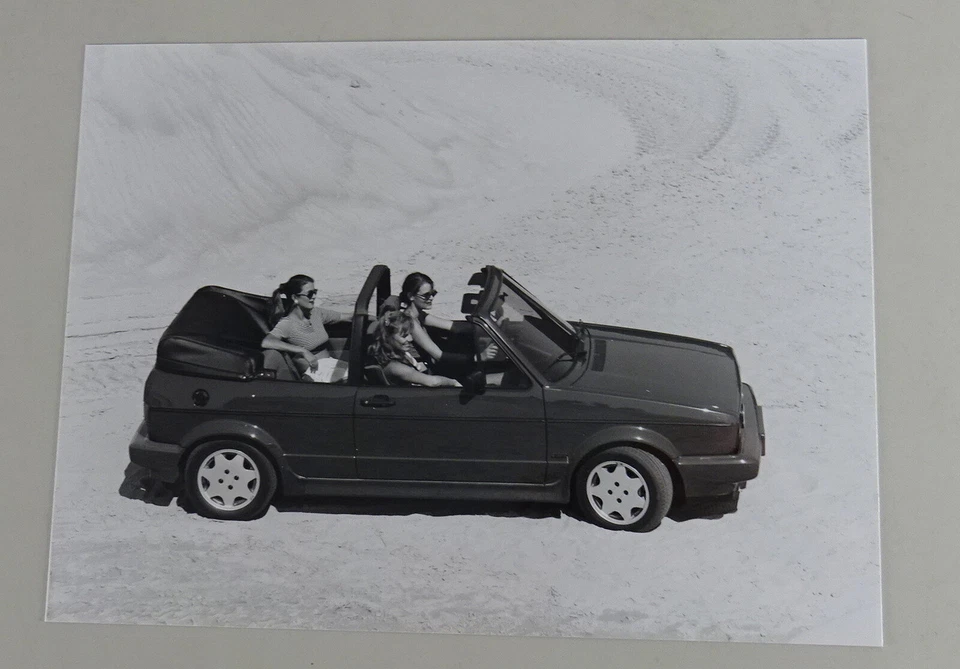 Foto Ufficiale VW GOLF 1 / I Cabrio Karmann Del 1991 - Immagine 1 di 1