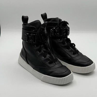 Zapatillas altas Karl Lagerfeld Paris para mujer Jeren con hebilla talla 6,5 Foto 1 de 4