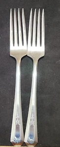TWO (2) Wm Rogers International Silverplate LA FRANCE Dinner Forks - Picture 1 of 6