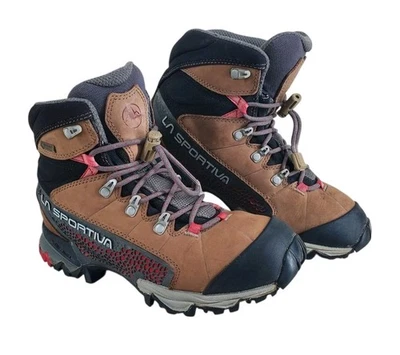 Botas de caminhada LA Sportiva Nucleo cano alto Goretex femininas 6.5 marrom camurça ortolita - Imagem 1 de 4