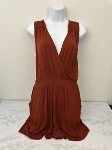 24/7 Maurices Stretch Short Sleeve front Romper Sz S Burgundy Elastic Waist M1 - Picture 1 of 4