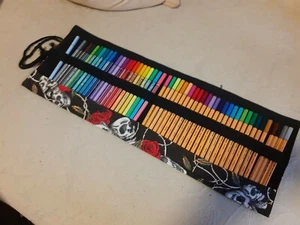 53 x STABILO, 28 x Stabilo point 88 + 25 x Stabilo Pen 68 in Leinen-Stifte-Rolle - Bild 1 von 10