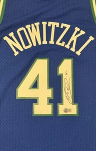 DIRK NOWITZKI SIGNED DALLAS MAVERICKS JERSEY BECKETT BAS - Picture 1 of 4