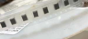 Tecate Mehrschicht Keramik Kondensator 220pF 3000V 1812 10 % SMD **NEU** Menge 10 - Bild 1 von 2