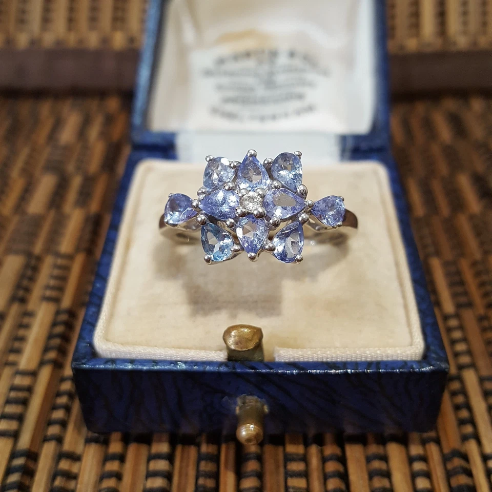 Anillo de plata de ley 925, anillo de racimo de piedras preciosas de iolita genuinas, talla P EE. UU. 7,5  Foto 1 de 4