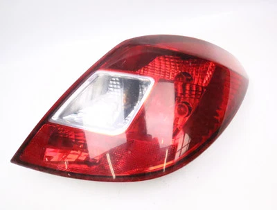 Feu arrière droit occasion OPEL CORSA IV Phase 2 - 1.3 CDTI 75ch - - Imagen 1 de 4