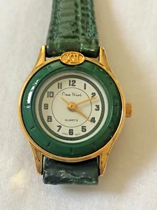 Pieve Nicol Analog Armbanduhr mit grünem Band und Quarzuhrwerk. - Bild 1 von 7