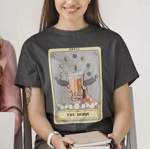 The Boba Tarot Card Shirt - Bild 1 von 20