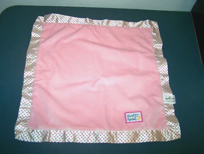 MANTA DE SEGURIDAD HALLMARK SWEET HEART ROSA LUNARES LOVEY Foto 1 de 3