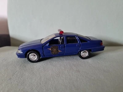 ROAD CHAMPS CHEVROLET CAPRICE MICHIGAN STATE POLICE SCALA 1/43  - Immagine 1 di 4