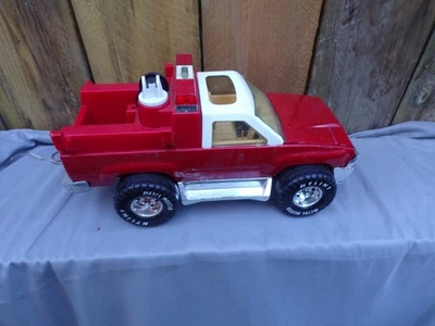 Vintage Metal Rapid Response Vehicle Firetruck Nylint Corp. 80s - Image 1 of 4