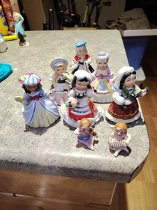 Vintage Lot Of 8 - Made in Japan Figurines - Victorian Ladies And 2 Angels - Picture 1 of 8