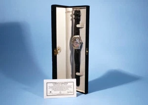 Elvis Watch Morgan Mint Half Dollar ONLY 9,500 Made Worldwide * RARE - Foto 1 di 17
