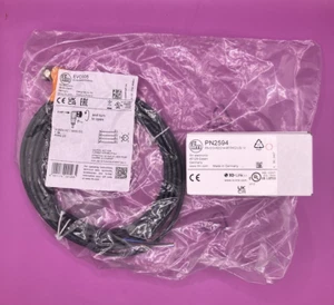 IFM PN2594 + EVC005 cable set (e262-4 s1) - Picture 1 of 3