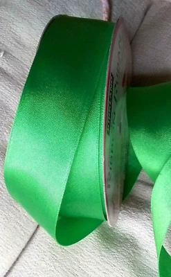 Fresh Green Satin Double Sided 1.5" x 5 yd Wire Edged Ribbon Summer Christmas - Image 1 of 4