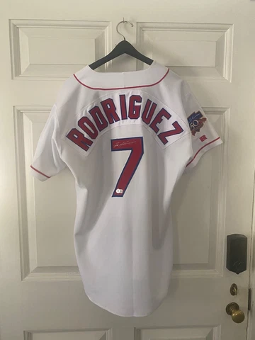 Ivan “Pudge” Rodriguez Autographed Texas Rangers Mlb Jersey Beckett COA HOF Cover