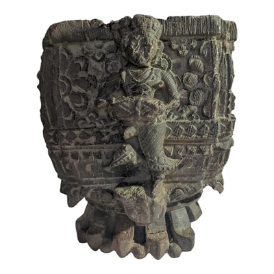 Antigua estatua antigua vintage de madera de rosa grabada en madera de 1850 Taal colgante de pared Foto 1 de 4