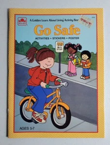 A Golden Learn About Living Activity Book "Go Safe" - Imagen 1 de 6