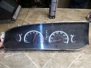 2000-2002 TOYOTA AVALON SPEEDOMETER CLUSTER GAUGE W/O THEFT DETERRENT 207K MILES - Picture 1 of 10