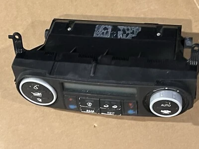 VW T5 Multivan Klimabedienteil Bedienteil Regler Heizung Klimaanlage 7H5907040 - Image 1 of 4