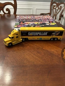 Winross CAT Racing Tractor & Trailer 1:64 in Box Caterpillar #96 David Green - Picture 1 of 11