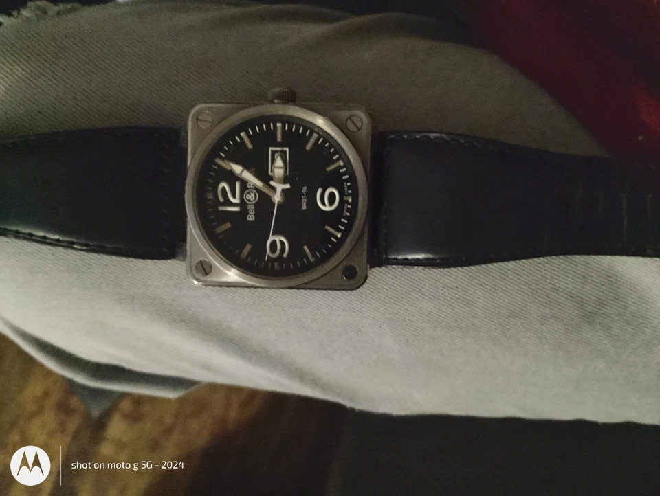 bell & ross con todas las campanas y silbatos Foto 1 de 1