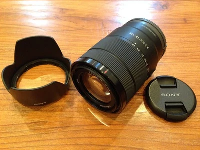 Sony E 18-135mm F/3.5-5.6 OSS SEL18135 Lens - Only Used Once for Testing Purpose - Image 1 of 4