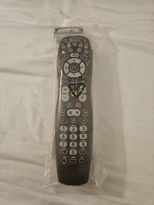 Universal Electronics Universal Remote Control URC2025 New with Batteries - Picture 1 of 7
