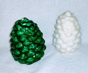 Set aus zwei glitzernden Kerzen in Tannenzapfenform - Bild 1 von 2