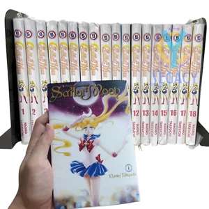 Sailor Moon manga fumetti volumi inglesi 1-18 set sfuso di 2 spedizione gratuita - Foto 1 di 13