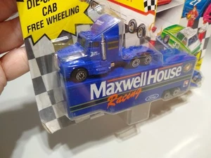 1991 Racing Champions 1:87 Micro Team Transporter NASCAR Maxwell House #22 - Picture 1 of 5