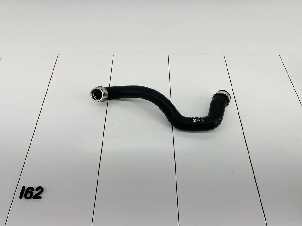 09-11 MERCEDES BENZ SLK300 3.0L V6 MOTOR A GASOLINA RADIADOR LÍQUIDO DE ARREFECIMENTO MANGUEIRA SUPERIOR FABRICANTE DE EQUIPAMENTO ORIGINAL - Imagem 1 de 4