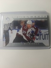 2018-19 Upper Deck SP Authentic Nathan MacKinnon Authentic Moments 112 Avalanche