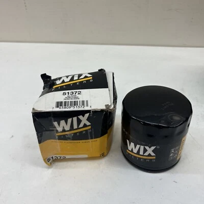 Wix Engine Oil Filter for 2004-2007 Ford F-150 4.6L V8 GAS SOHC - Image 1 of 4