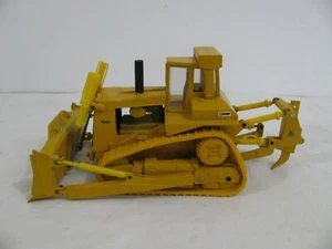 Conrad 1/50 Die-Cast Caterpillar Bulldozer Ketton Cat D10 Track-Type Tractor EX - Picture 1 of 7