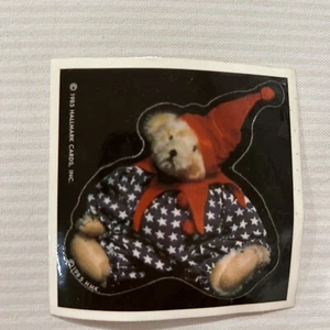 Módulo de pegatina Hallmark 1985 de colección oso de peluche patriótico - Imagen 1 de 1