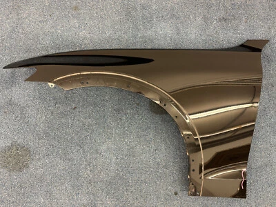 Guardabarros delantero izquierdo Volvo V60CC 20-22 717 negro ónix 31651317 Foto 1 de 4