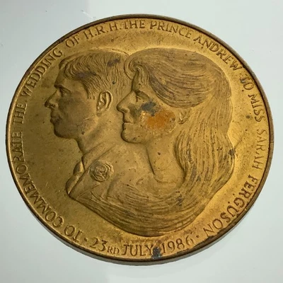 1986 El Príncipe Andrés Miss Sarah Ferguson Medalla de Boda Torre de Londres II806 Foto 1 de 4