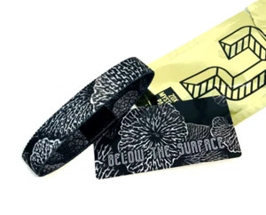 ZOX **BELOW THE SURFACE** Silver Single Small Wristband w/Card - Picture 1 of 3