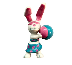 VINTAGE APPLAUSE PVC BEACH BUNNY FIGUR MÄDCHEN MIT SONNENBRILLE & BEACHBALL - Bild 1 von 3