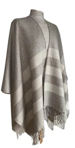 Eileen Fisher  Cape Jacket Large Soft 100% Alpaca grey Beige Fringed Wrap Luxury - Picture 1 of 14