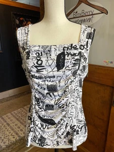 Modes Crystal Fashions Graphic Sleeveless Top (L) - Picture 1 of 3