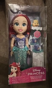 Bambola Disney principessa Ariel Trattare il tempo con Ariel e Flounder - Nuova con scatola - Foto 1 di 2