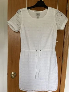 Eyelet Off white dress medium - Picture 1 of 4