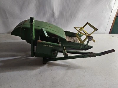 1950's Tru Scale John Deere Combine 1:16 Metal Farm Toy Mostly Complete  - Image 1 of 4
