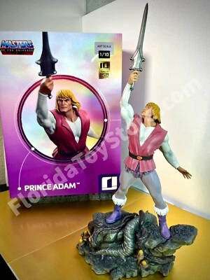 Iron Studios 2022 - Masters of the Universe Prince Adam Estatua escala 1:10 Foto 1 de 4