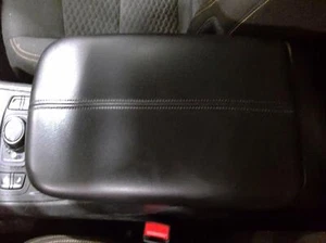 Used Front Lower Center Console fits: 2018 Gmc Terrain floor heated seat Front L - Picture 1 of 24
